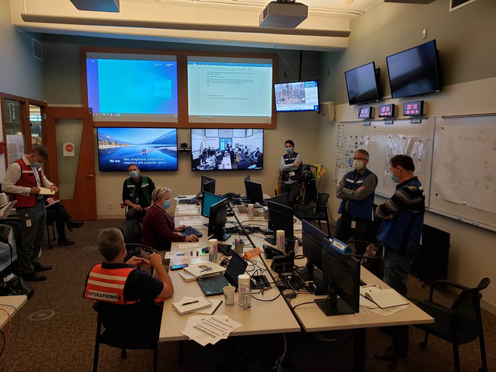 An EOC forms to support the site level response of an emergency